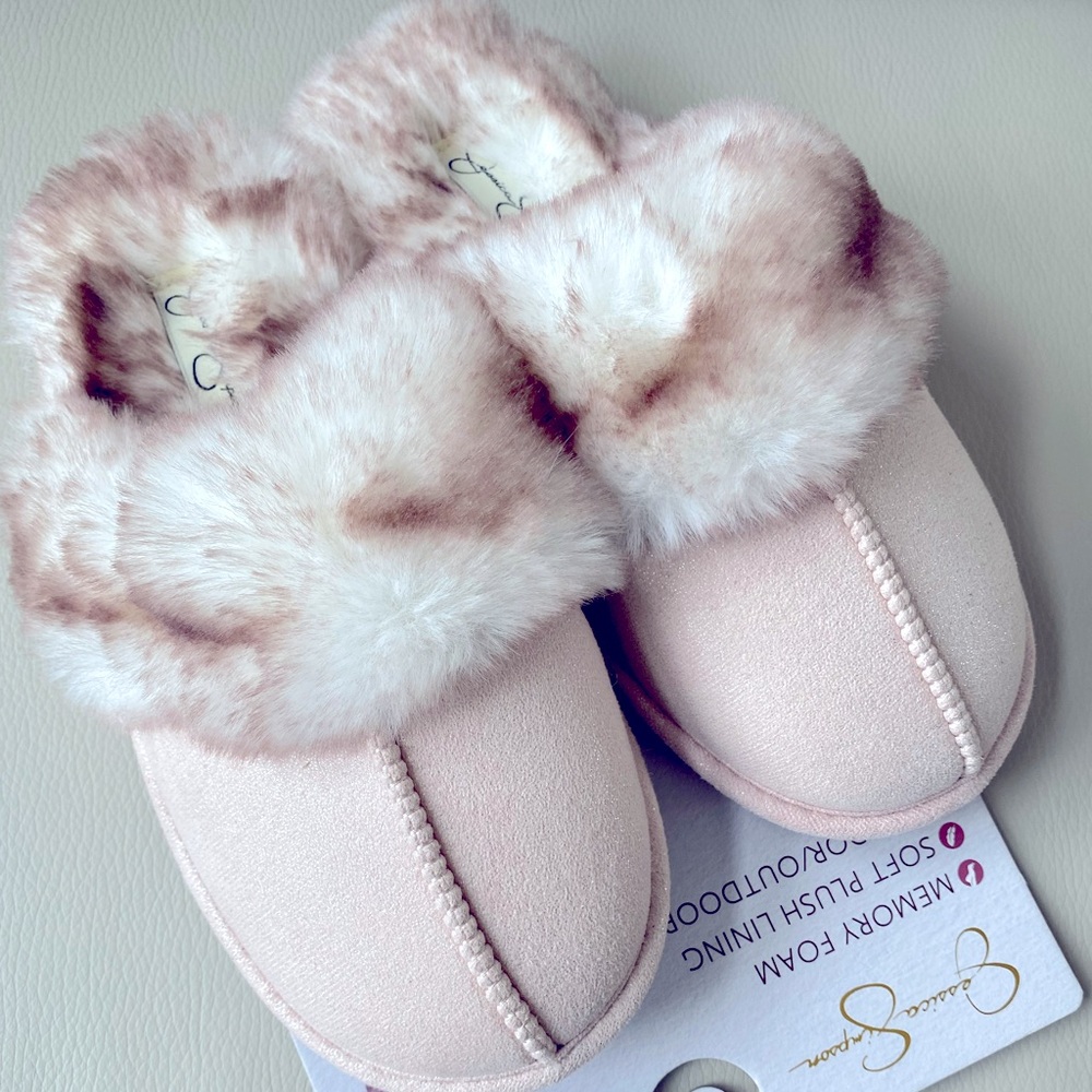 Jessica Simpson slippers